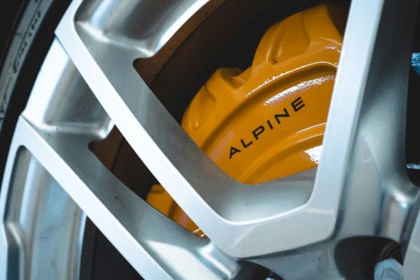 G70 Brembo Brakes: Performance Upgrade Guide